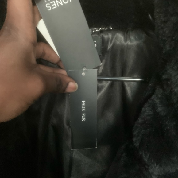 XL/TG Jones New York Black Faux Fur Coat - Picture 8 of 10